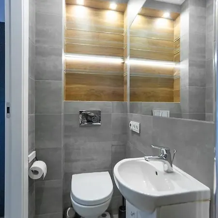 Sloneczny Apartament Przy Plazy Apartment
